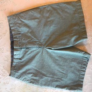 Banana Republic Aiden Club Short - 31" waist - Sea Foam